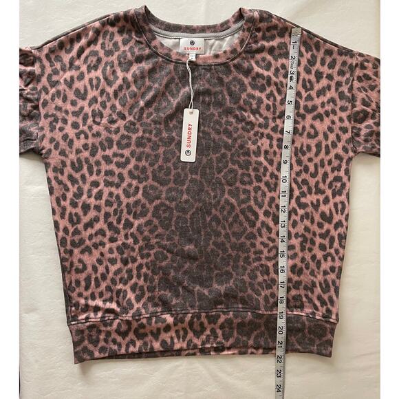 New Sundry Animal Print Drapey Pullover Sweater Women's Size Size 0/XS - Picture 10 of 10